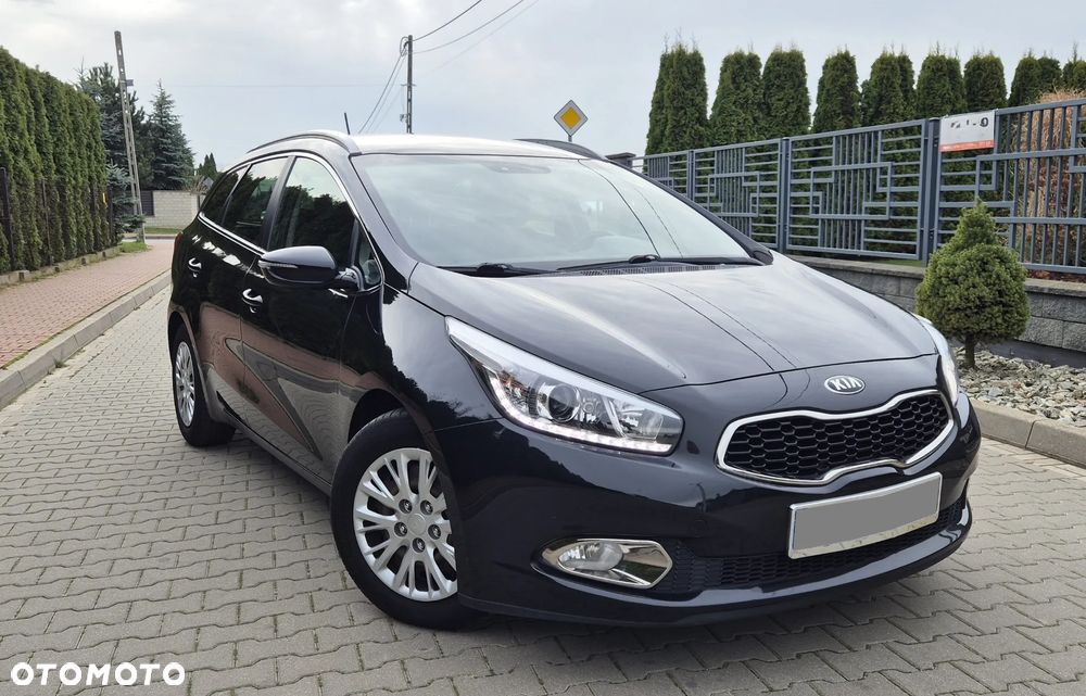 Kia Ceed 1.6 GDI Business Line - 1