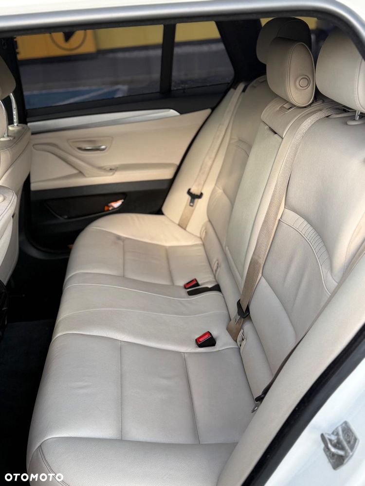 BMW Seria 5 520d xDrive Luxury Line - 18