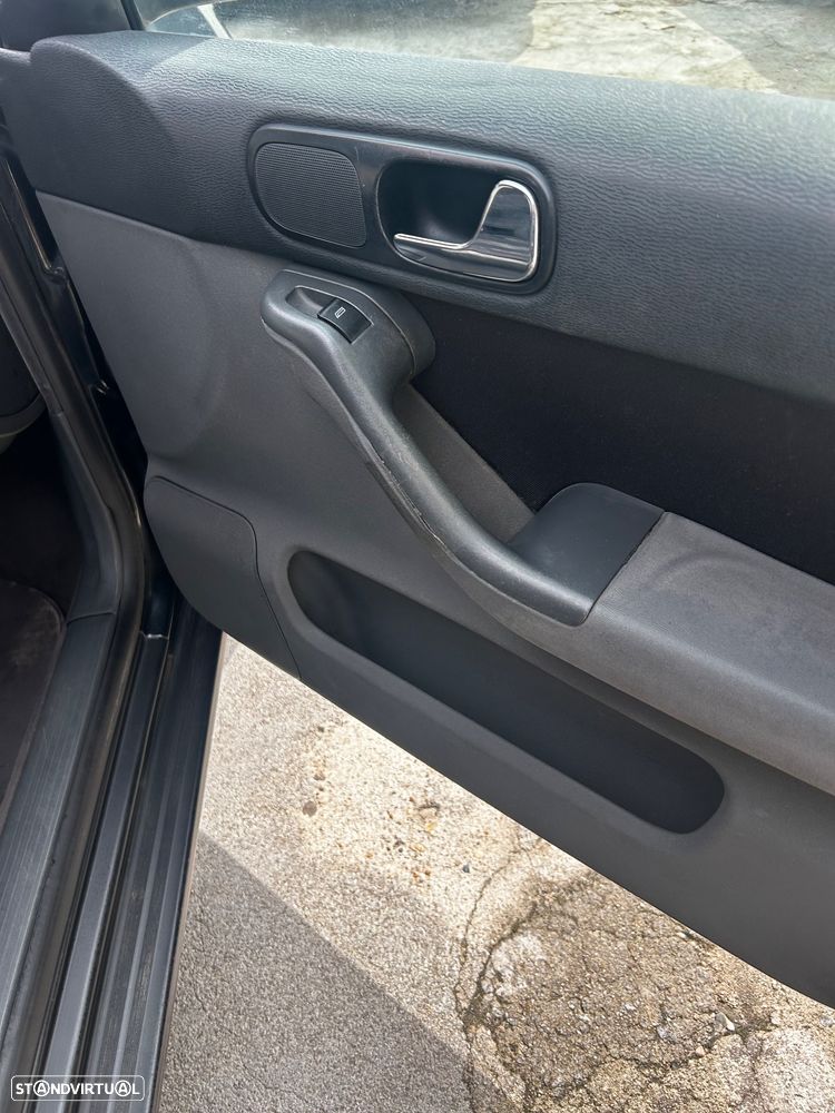 Audi A3 1.9 TDI Attraction - 8