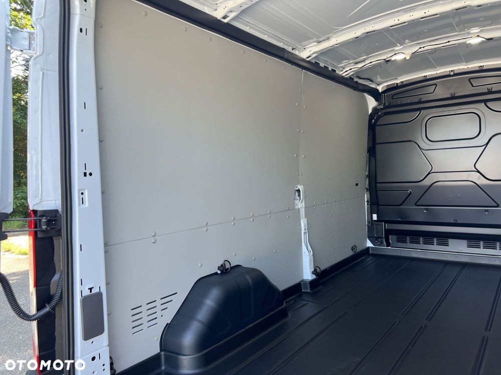 Ford Transit - 19