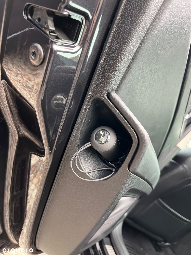 Skoda Superb 1.4 TSI Exclusive - 38