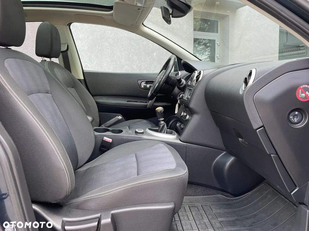 Nissan Qashqai 2.0 4 x 4 tekna - 17