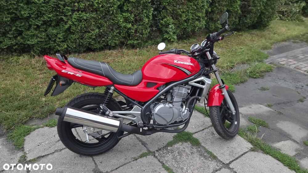 Kawasaki ER - 2