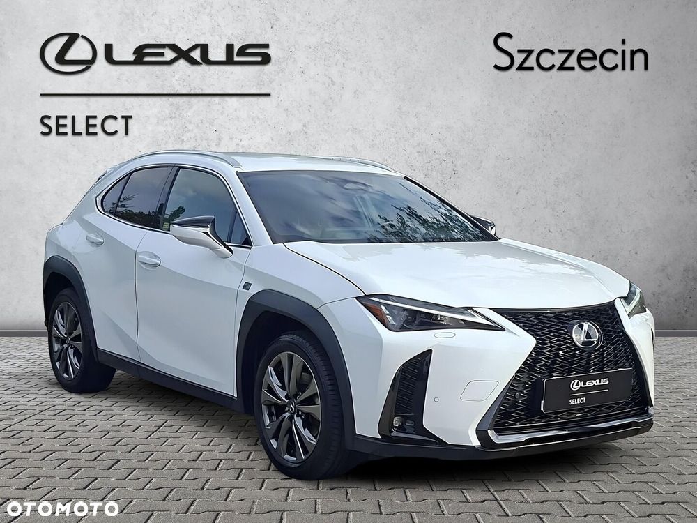 Lexus UX 300h F Sport Design - 7