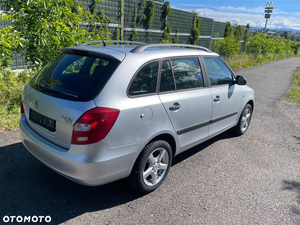 Skoda Fabia 1.2 HTP Classic - 5