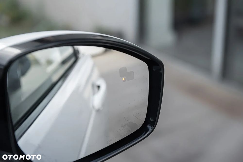 Land Rover Discovery Sport - 35
