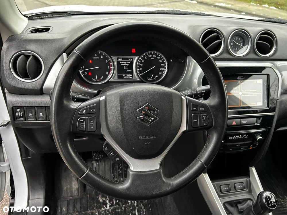 Suzuki Vitara 1.6 Premium 2WD - 12