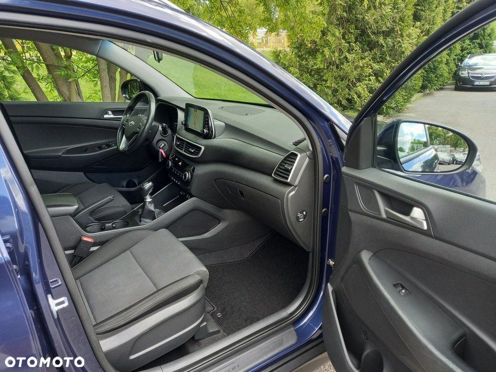 Hyundai Tucson 1.6 GDI BlueDrive Design 2WD - 23