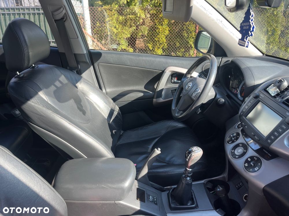 Toyota RAV4 2.2 D-4D Sol 180 - 5