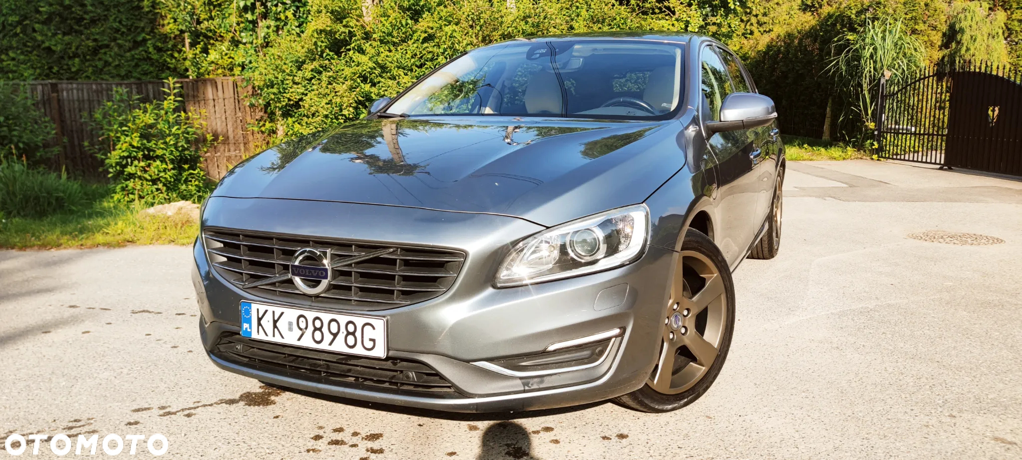 Volvo V60 D6 AWD Plug-in Hybrid Summum - 16