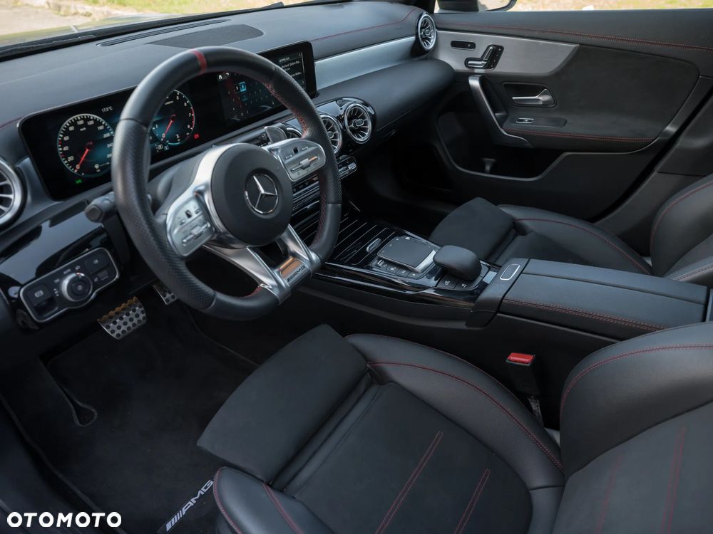 Mercedes-Benz CLA AMG 35 mHEV 4-Matic 8G-DCT - 33