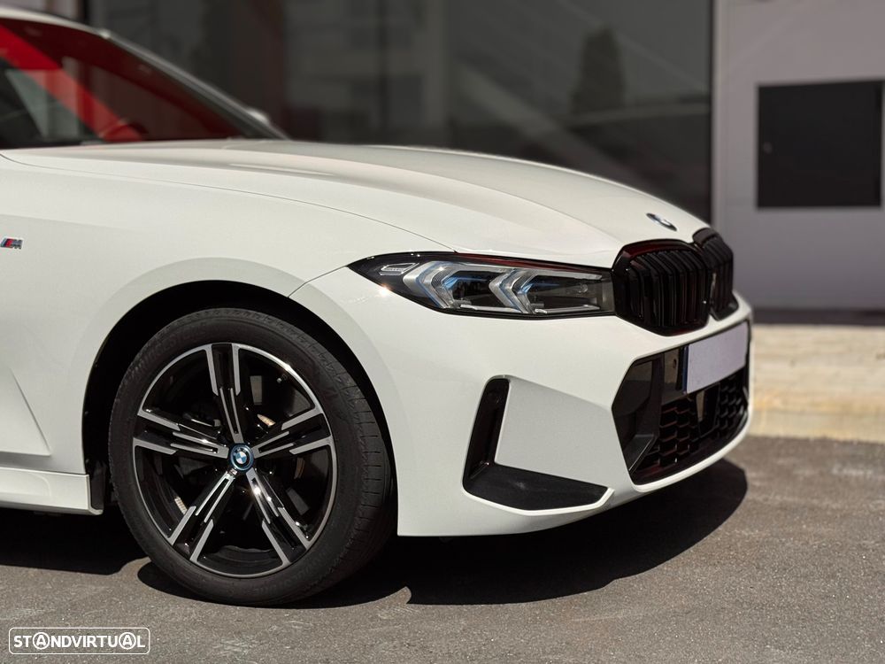 BMW 330 e Aut. M Sport - 16