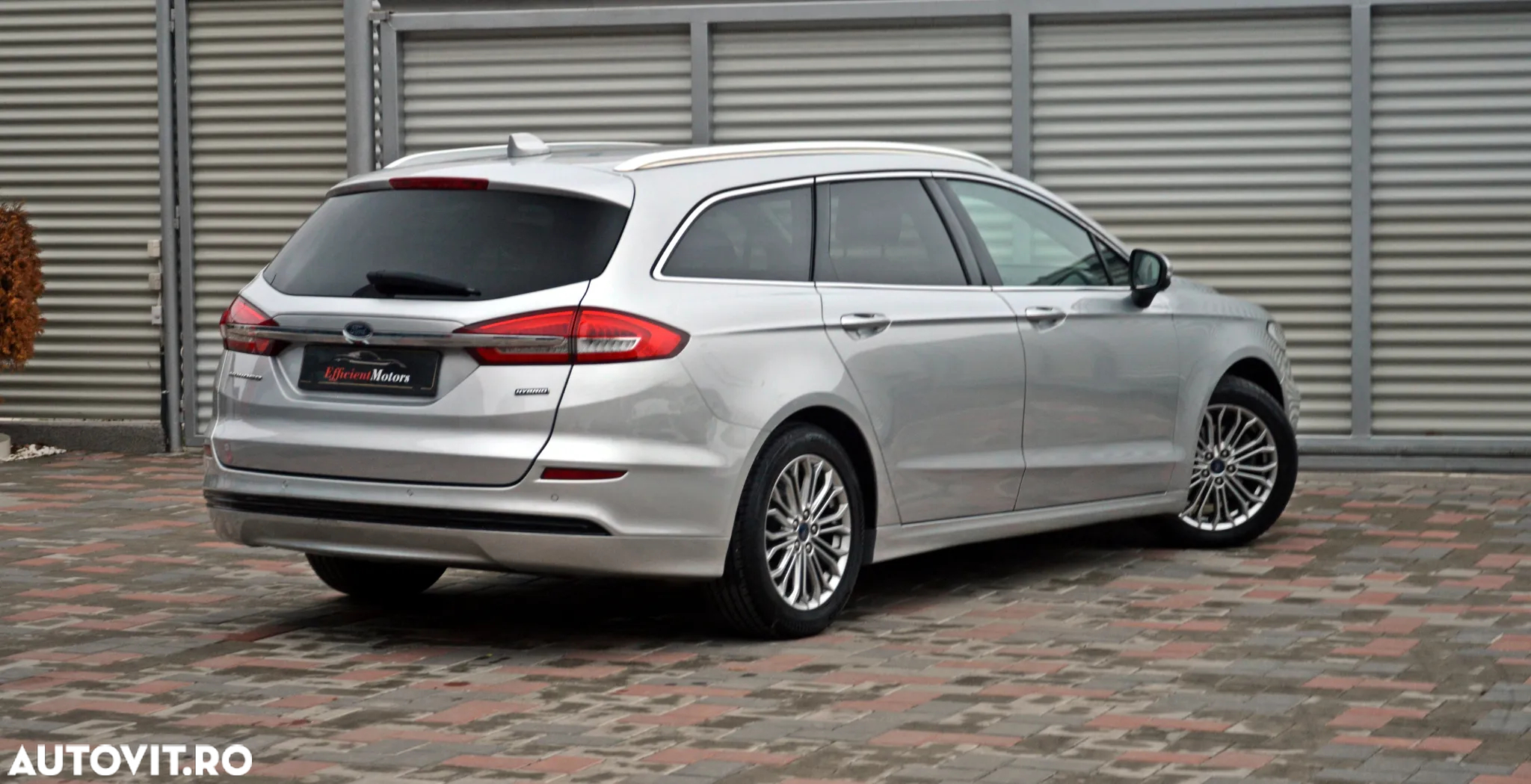 Ford Mondeo 2.0 HEV Titanium - 14