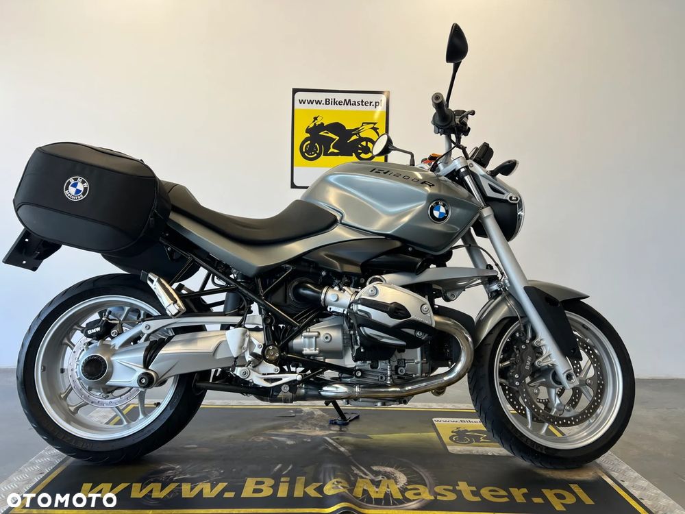BMW R - 1