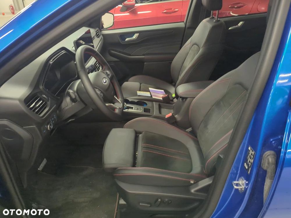 Ford Kuga 1.5 EcoBoost FWD ST-Line X - 5