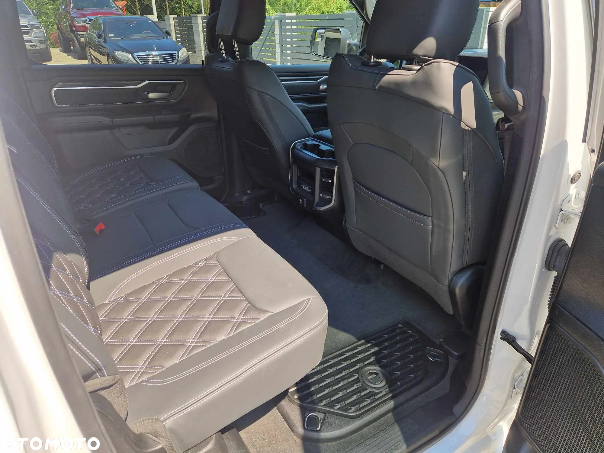 Dodge RAM 1500 5.7 4x4 - 9