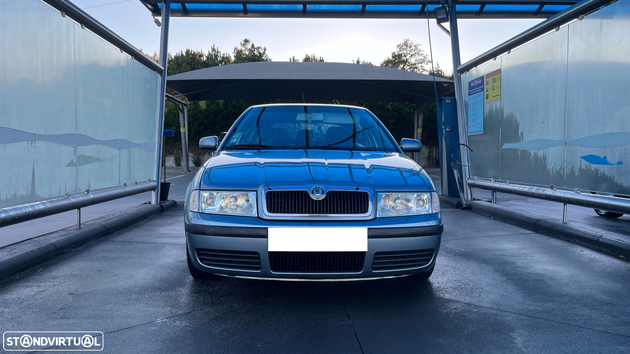 Skoda Octavia 1.6 Elegance - 2