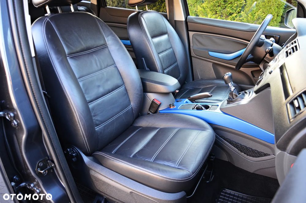 Ford Kuga 2.5 4x4 Trend - 38