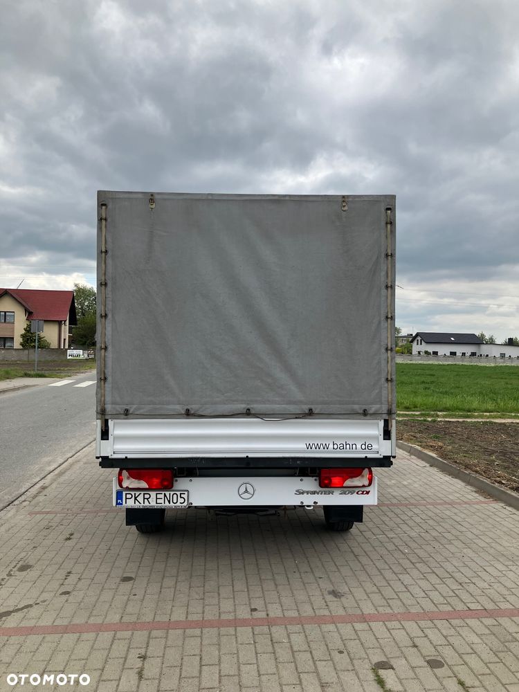 Mercedes-Benz Sprinter - 6