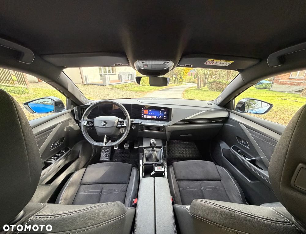 Opel Astra 1.2 T GS Line S&S - 20
