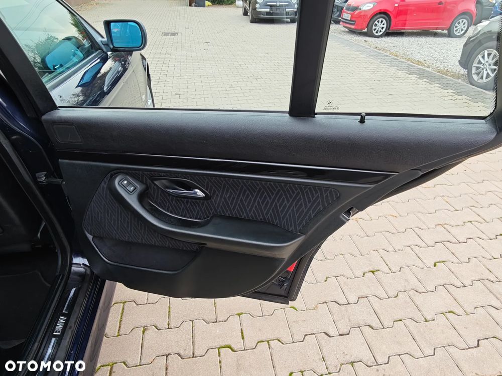 BMW Seria 5 - 14