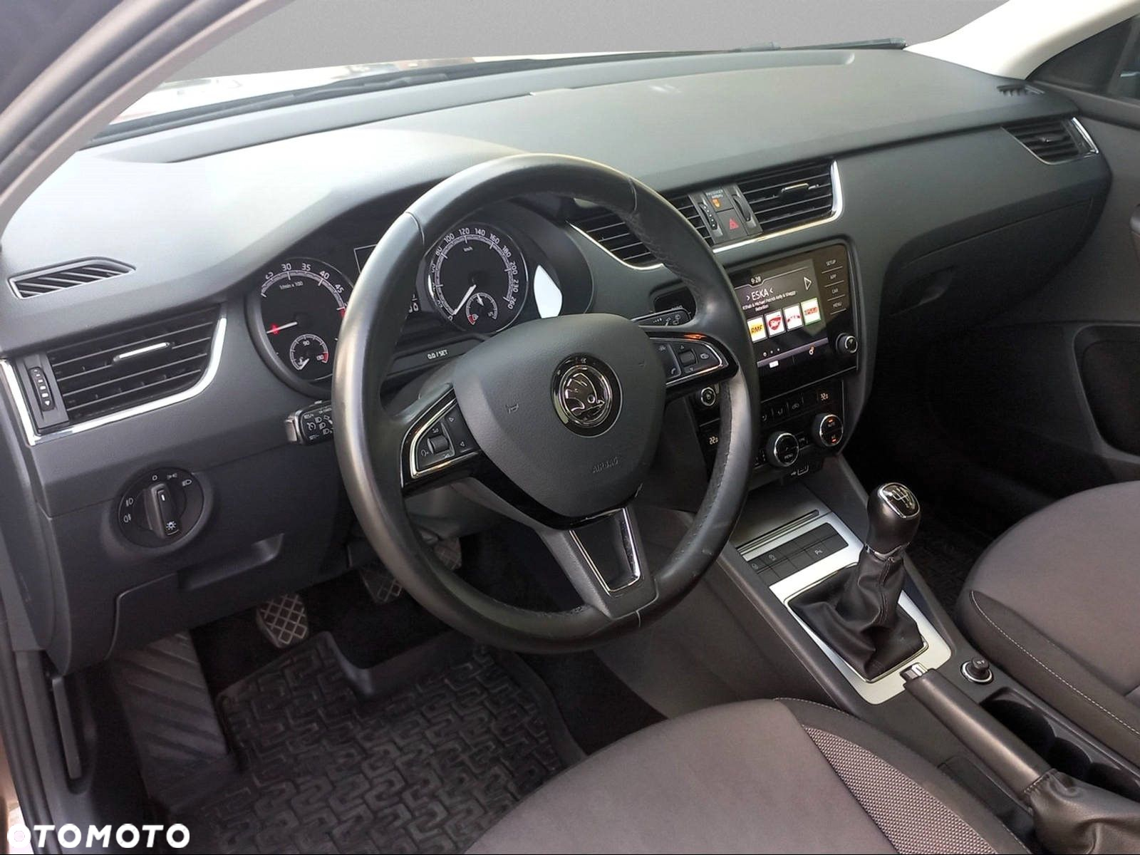 Skoda Octavia - 8