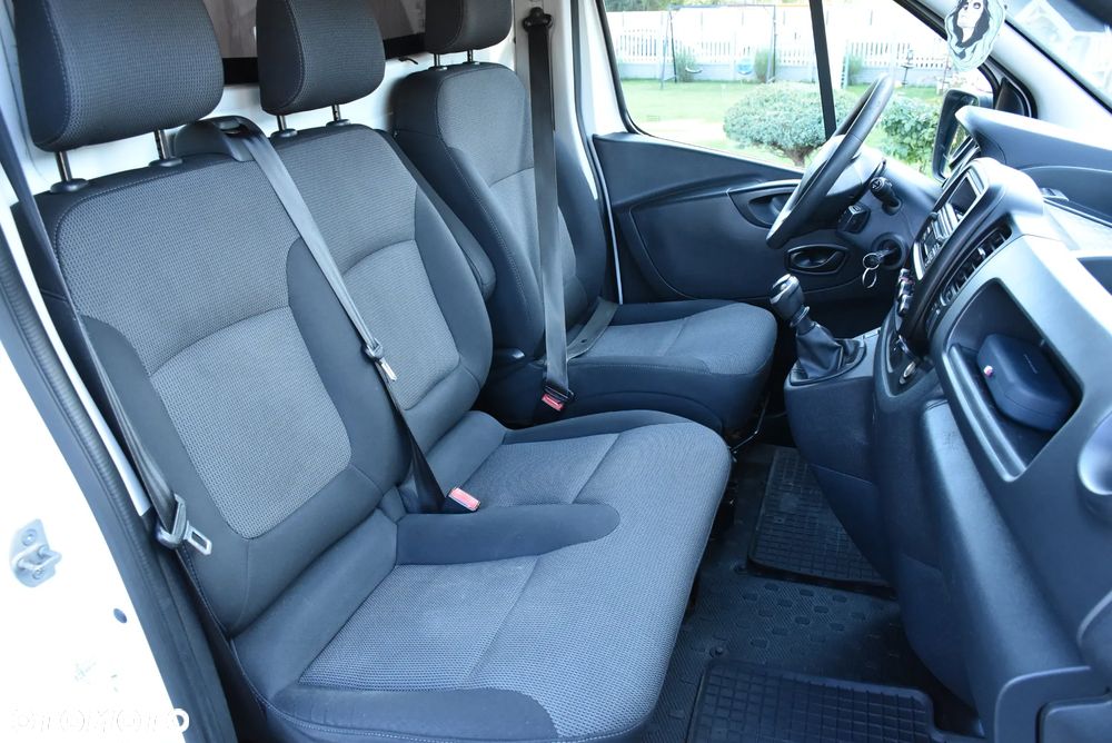 Renault Trafic - 17