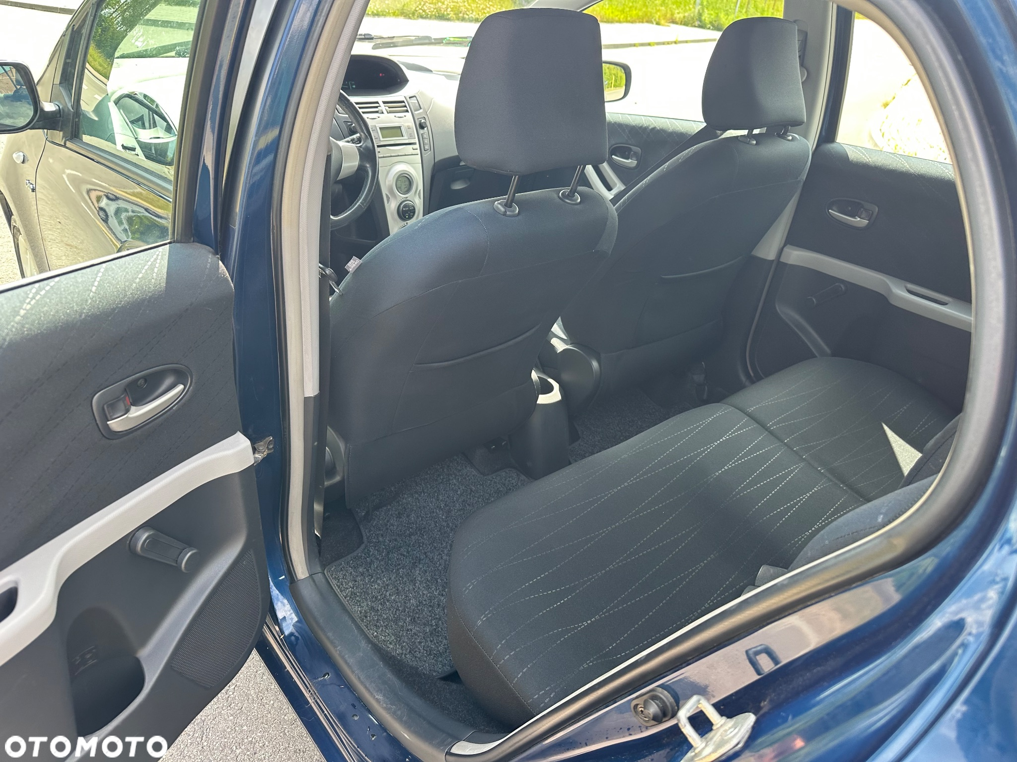 Toyota Yaris 1.4 D-4D Comfort - 14
