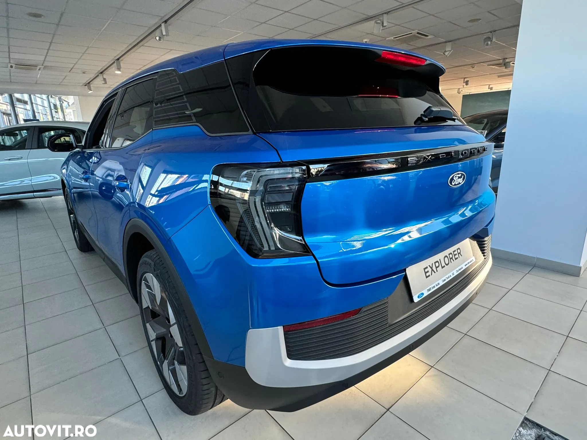 Ford Explorer RWD 77 kWh Extended Range Select - 9