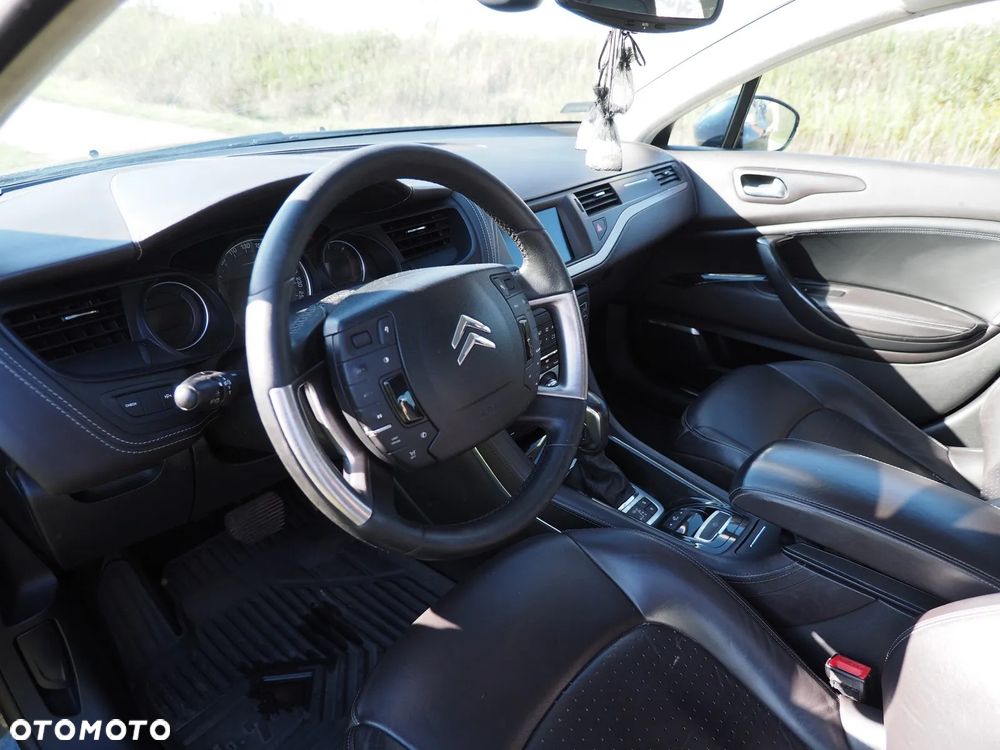 Citroën C5 3.0 HDi V6 Exclusive Equilibre Navi - 16