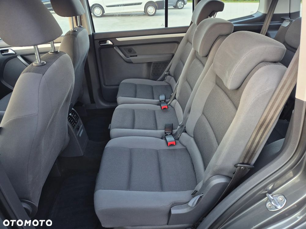 Volkswagen Touran 1.6 TDI DPF BlueMotion Technology DSG Comfortline - 34
