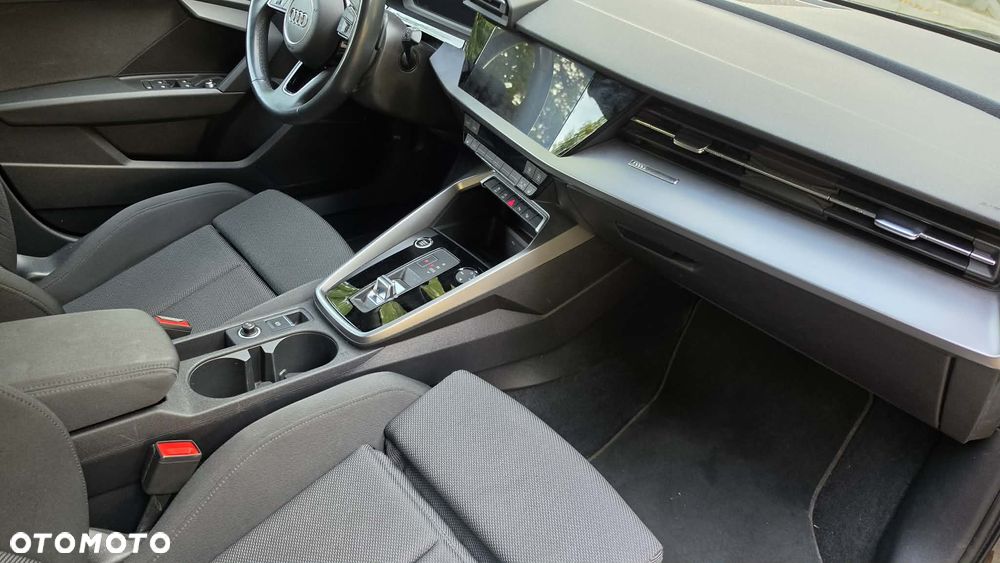 Audi A3 Sportback 35 TFSI mHEV Advanced S tronic - 8