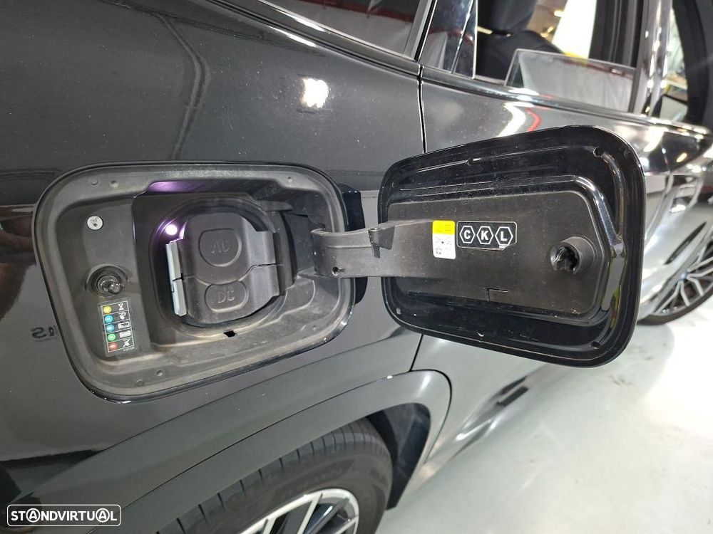 BMW iX1 xDrive30 - 12