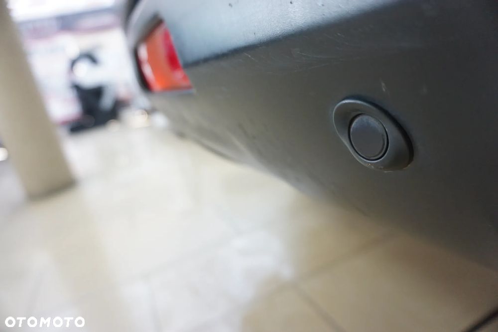 Nissan Qashqai 2.0 dCi 4 x 4 DPF I-Way - 15