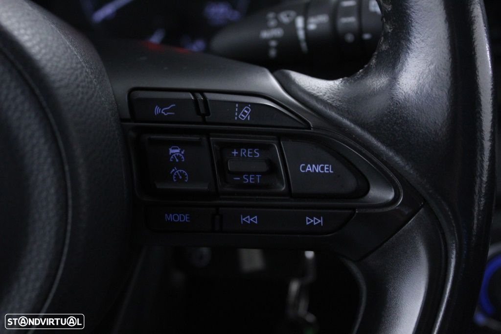 Toyota Yaris 1.0 VVT-i Comfort Plus - 23