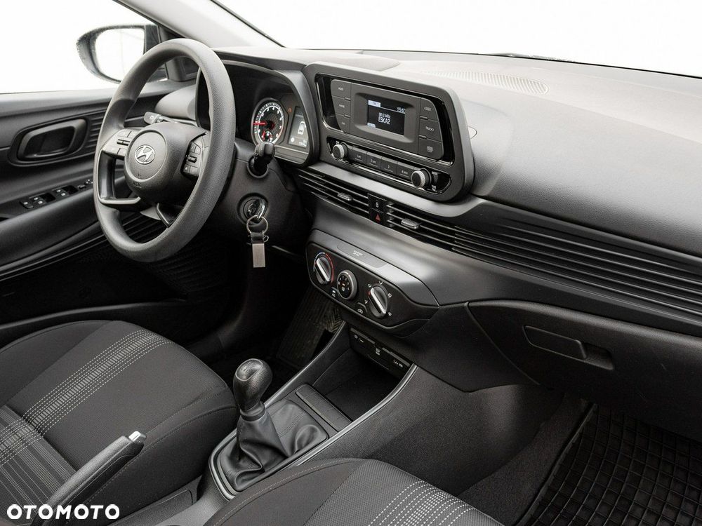 Hyundai i20 1.2 Pure - 32