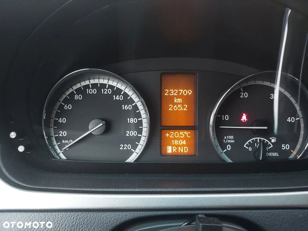 Mercedes-Benz Viano - 19
