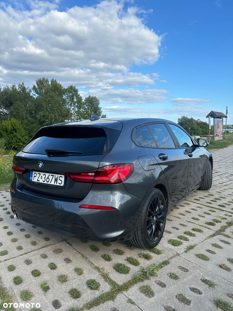 BMW Seria 1 118i - 4
