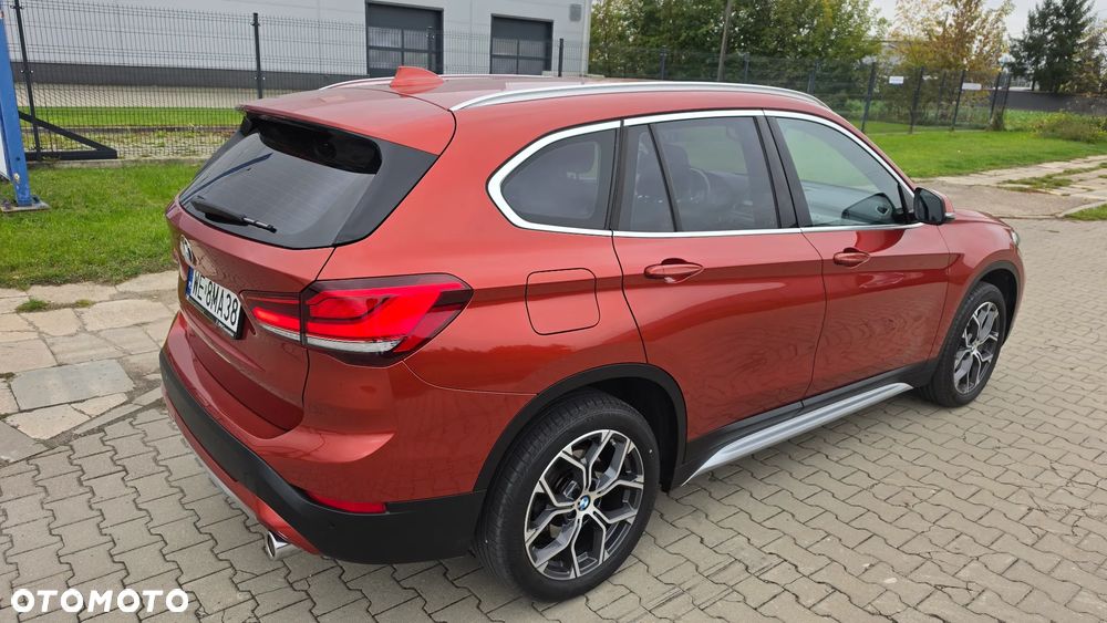 BMW X1 sDrive20i xLine sport - 32