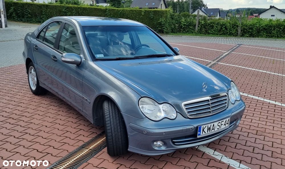 Mercedes-Benz Klasa C 180 Kompressor Automatik Classic - 10