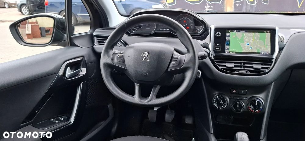 Peugeot 208 PureTech 82 Allure - 11