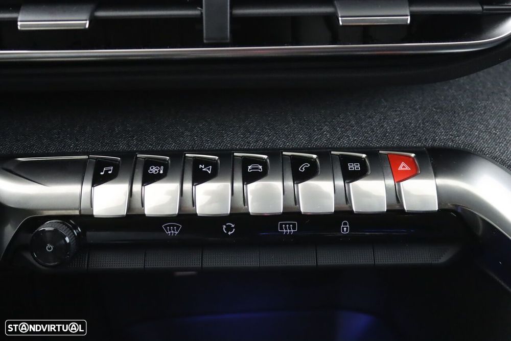 Peugeot 3008 1.5 BlueHDi Allure Pack EAT8 - 28