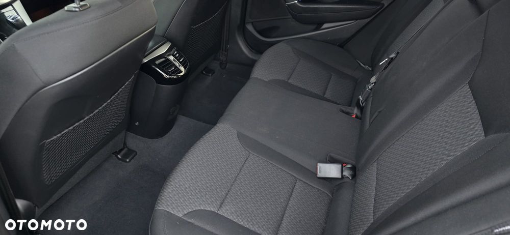 Hyundai i40 1.7 CRDi Comfort + - 12