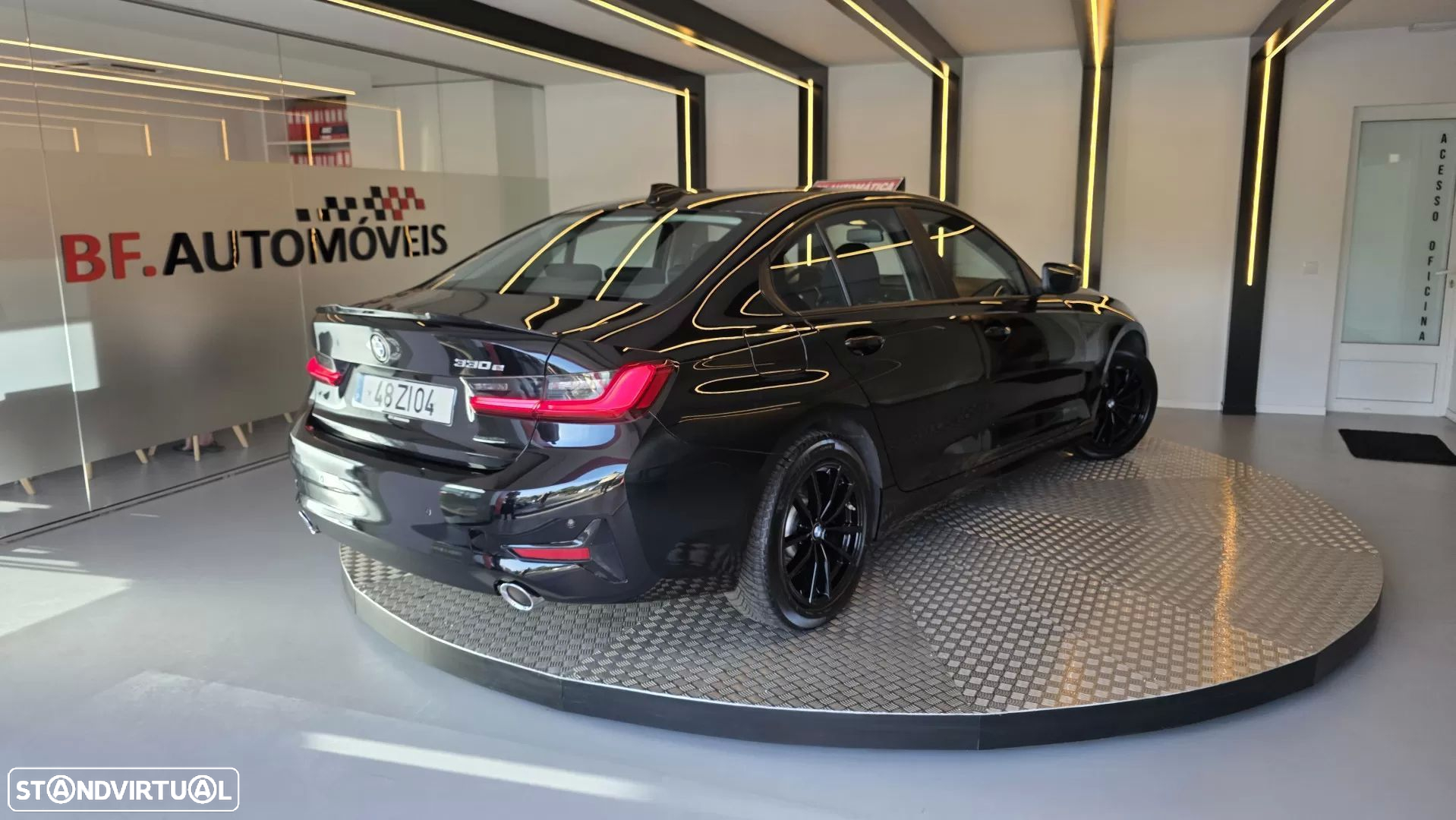 BMW 330 e Corporate Edition Auto - 4