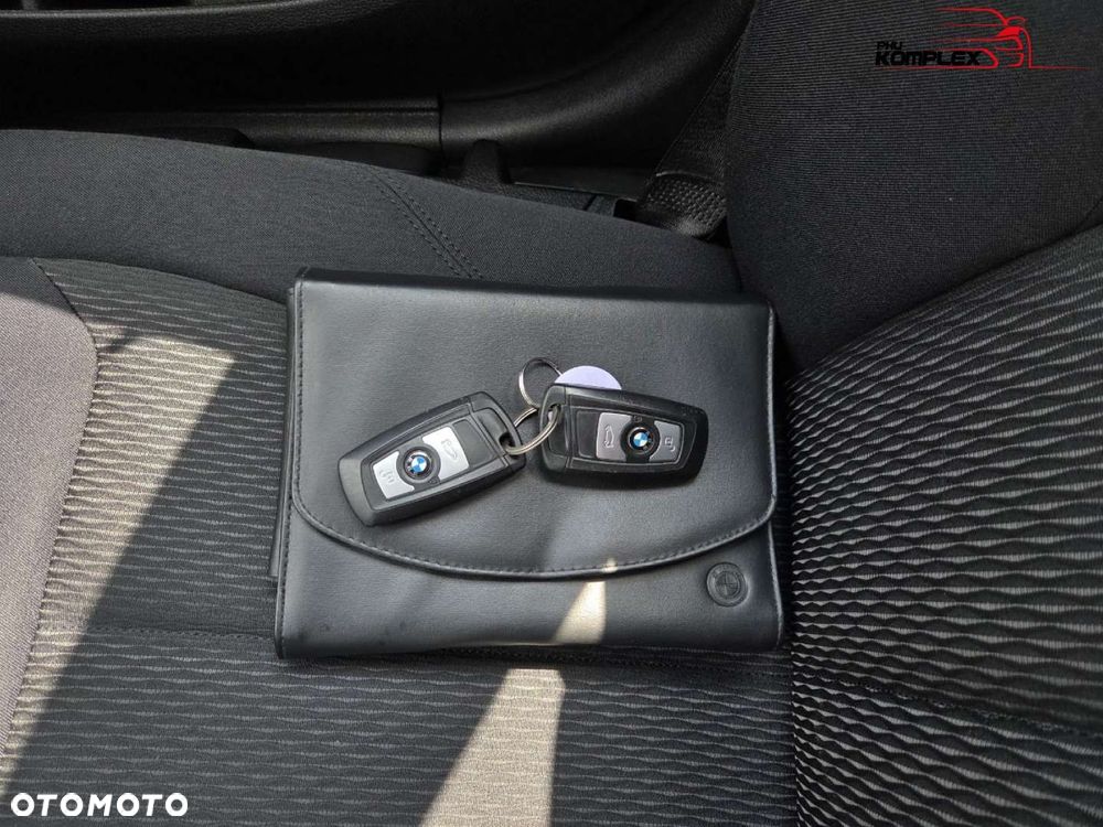 BMW Seria 1 - 22