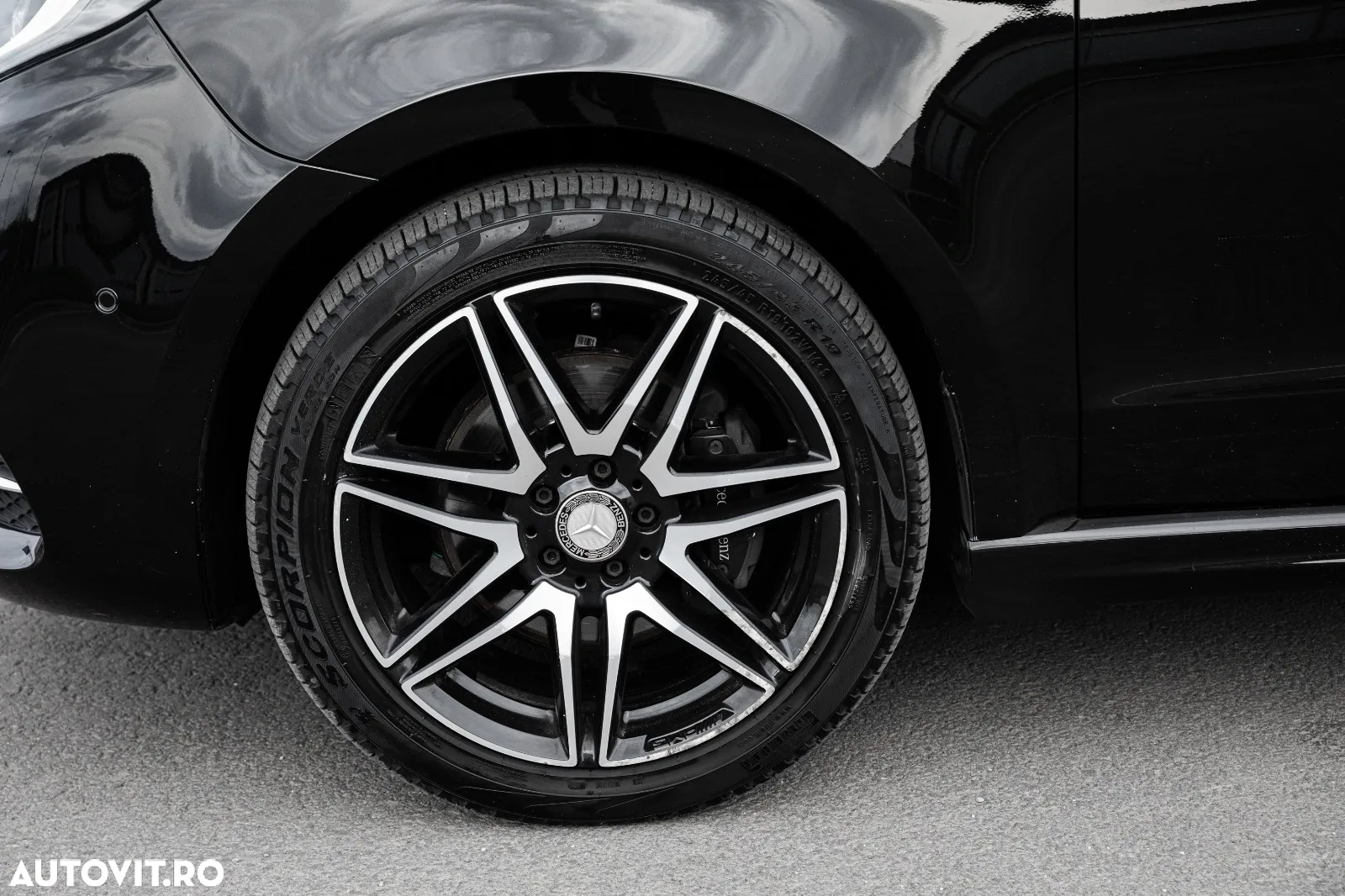 Mercedes-Benz V 250 (BlueTEC) d kompakt 4Matic 7G-TRONIC Avantgarde Edition - 17