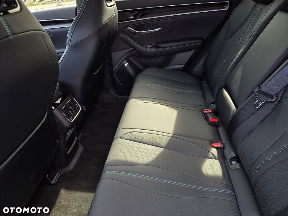 BYD Seal U - 10