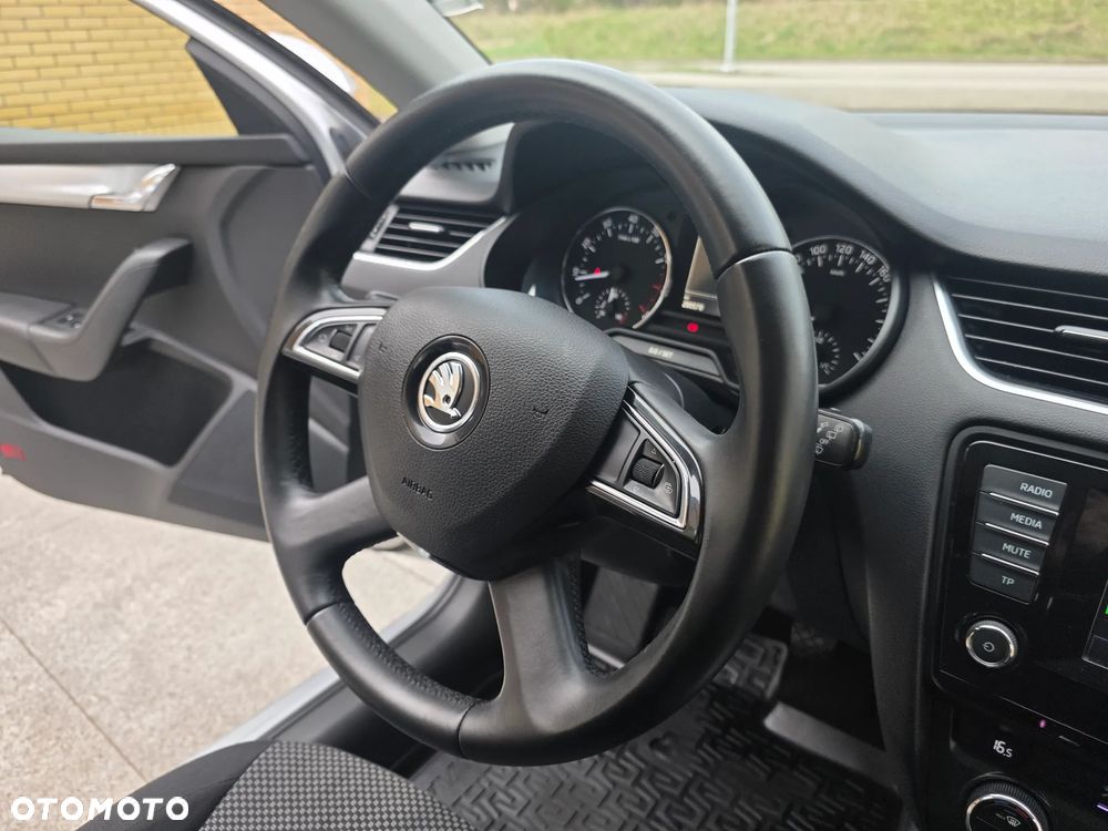 Skoda Octavia 1.4 TSI Edition - 35