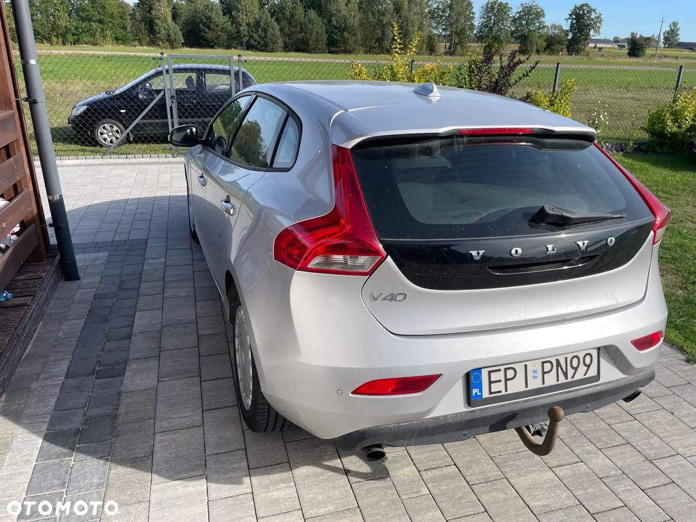 Volvo V40 T2 - 14