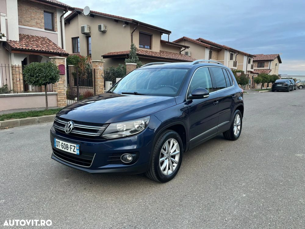 Volkswagen Tiguan - 1